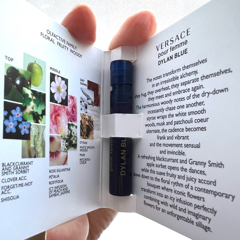 5 for 25⚡️Versace Dylan Blue Pour Femme 1ml - Picture 2 of 4
